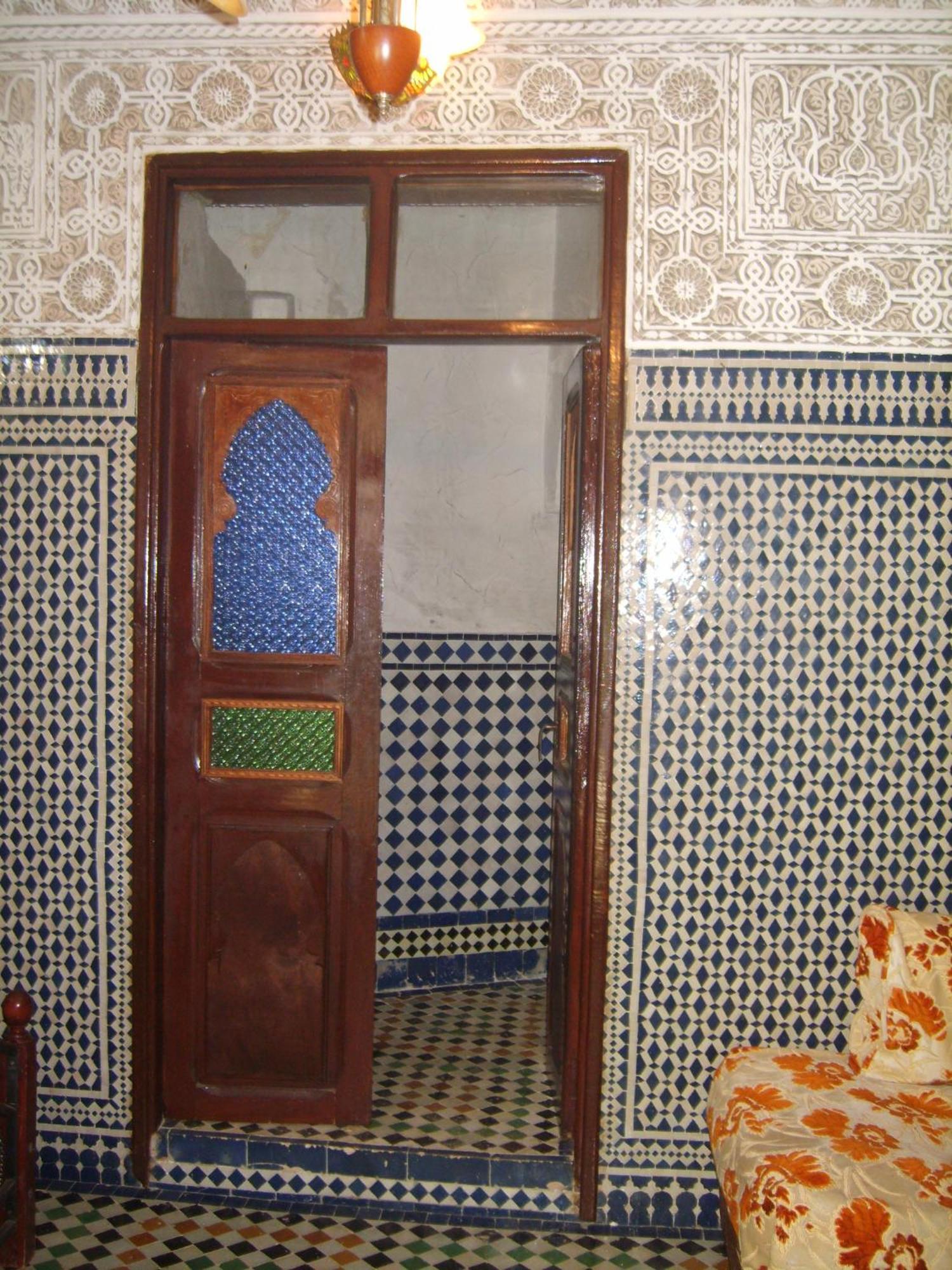 Riad Les Chrifis Navette Aeroport 24 Sur 24 Фес Номер фото